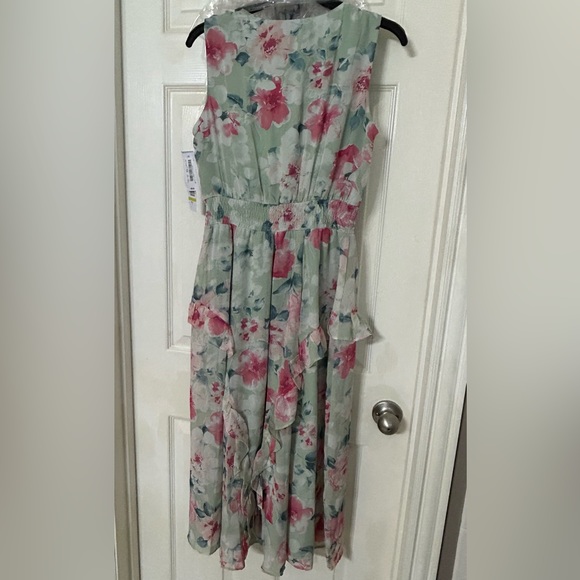 Leslie Fay Ruffled Smocking Dress Size 4 - Picture 3 of 7